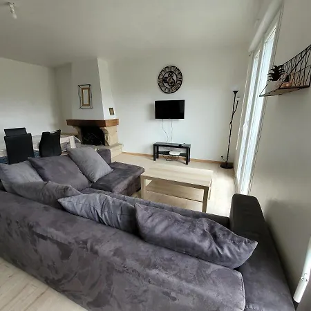 Maison De Avec 4 Grandes